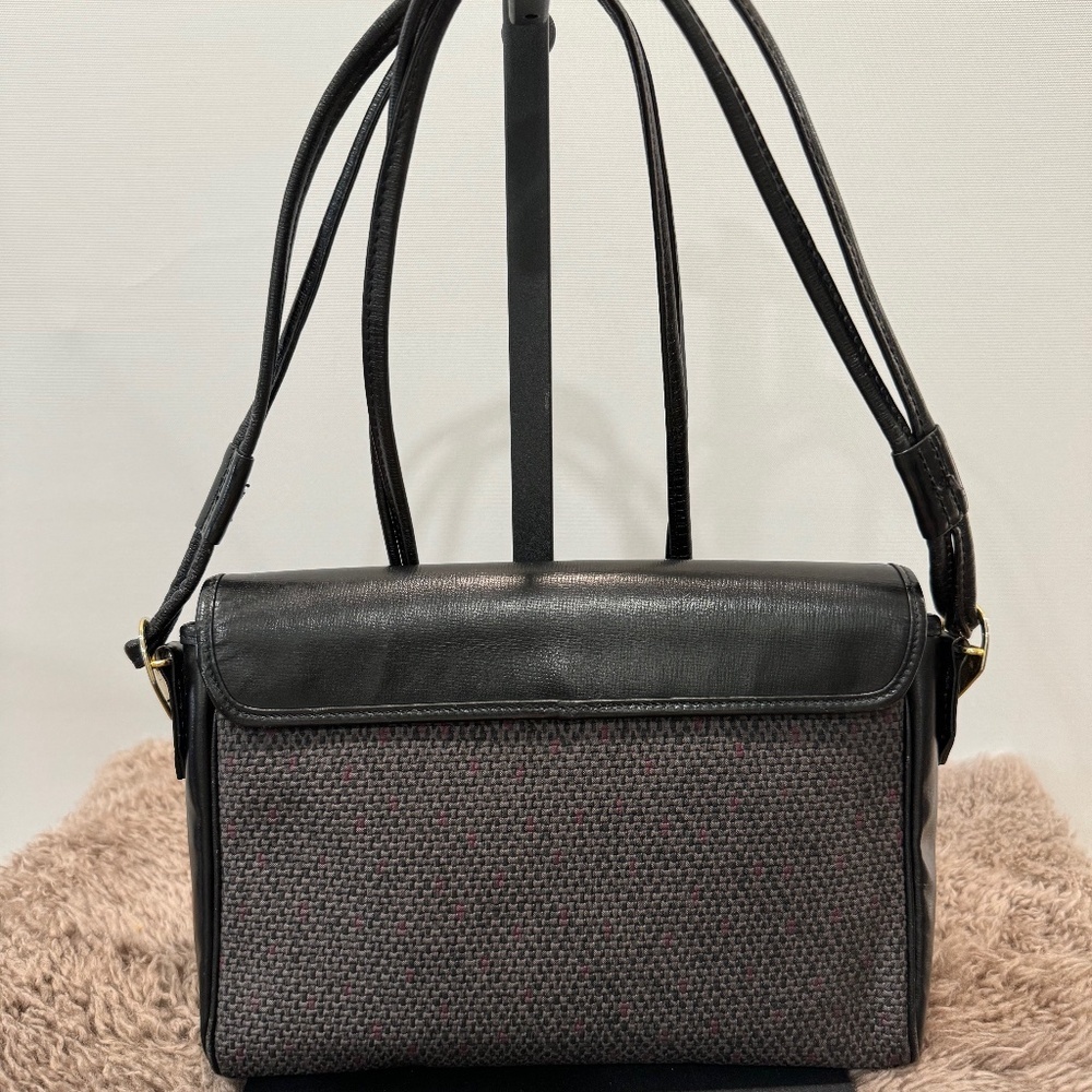 YSL Vintage Crossbody - Picture 2 of 16